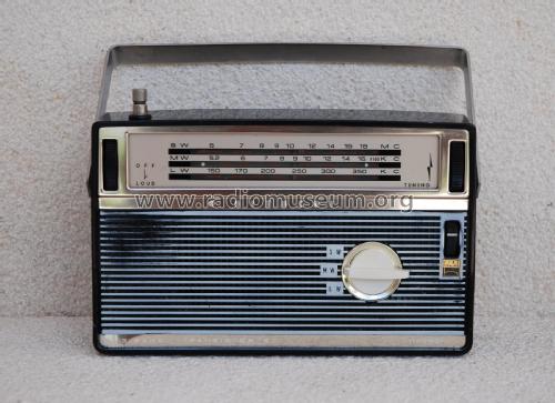 WH-837; Hitachi Ltd.; Tokyo (ID = 1988529) Radio