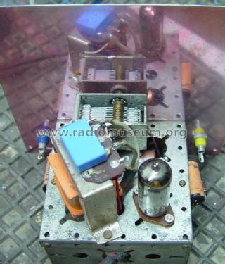 Générateur RF Modulé ; Institut Électro- (ID = 1519846) Equipment