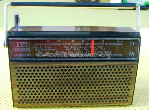 JUNIOR 23 52330355; ITT Schaub-Lorenz (ID = 1717830) Radio