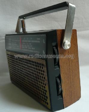 JUNIOR 23 52330355; ITT Schaub-Lorenz (ID = 463820) Radio