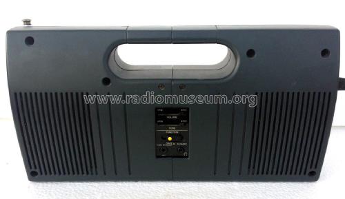 Stereo Radio Cassette Recorder RC-N5; JVC - Victor Company (ID = 2061310) Radio