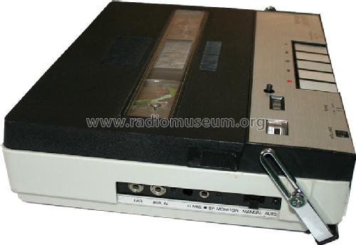 Nivico Portable Tape Recorder TR-351 U; JVC - Victor Company (ID = 1687808) R-Player