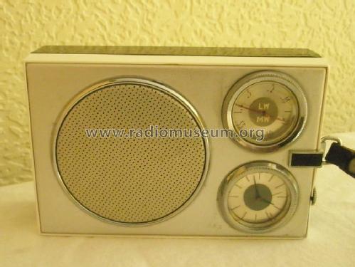 Signal 601; Leningrad NOVATOR (ID = 1392541) Radio