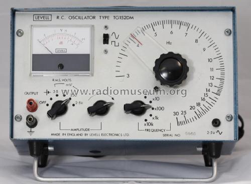 R.C. Oscillator TG152DM; Levell Electronics (ID = 1170436) Equipment