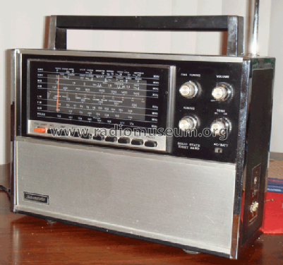 Solid State Eight Band 9N11B-120A; Lloyd's Electronics; (ID = 609594) Radio