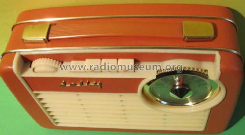 Dolly 3921; Loewe-Opta; (ID = 1733832) Radio