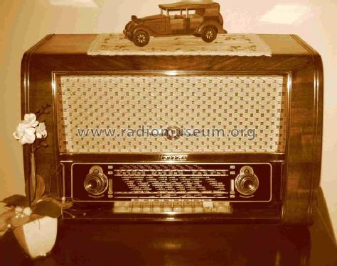 Hellas Plastik 552W/P; Loewe-Opta; (ID = 371781) Radio