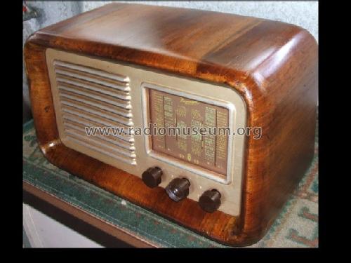 SV18; Magnadyne Radio; (ID = 614673) Radio