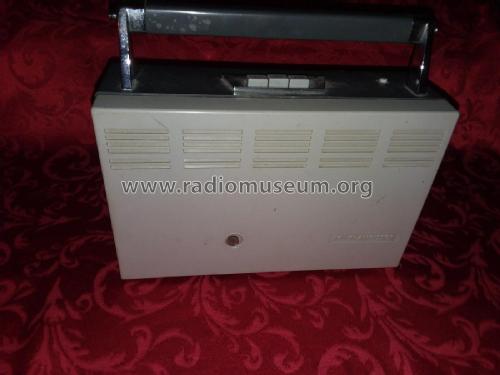 10-Transistor AM/FM FM-90; Magnavox Co., (ID = 2339834) Radio