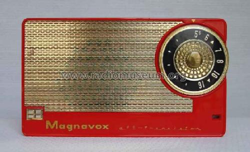 AM5 ; Magnavox Co., (ID = 211903) Radio