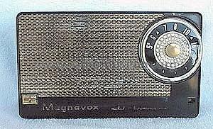 AM5 ; Magnavox Co., (ID = 262089) Radio