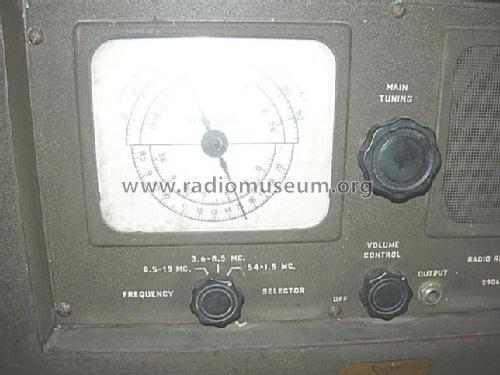 Receiver R-100/URR ; MILITARY U.S. (ID = 1755690) Radio
