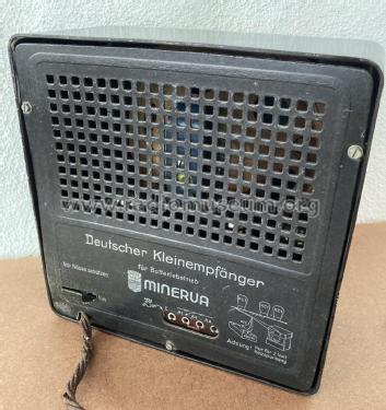 Deutscher Kleinempfänger 1938 für Batteriebetrieb DKE 38 B ; Minerva-Radio (ID = 2779987) Radio
