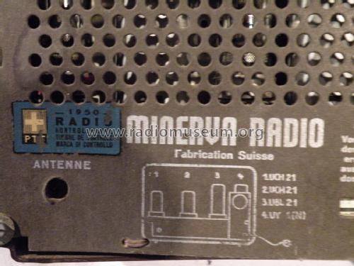 Minola III mit UY1N; Minerva Schweiz (ID = 2205650) Radio