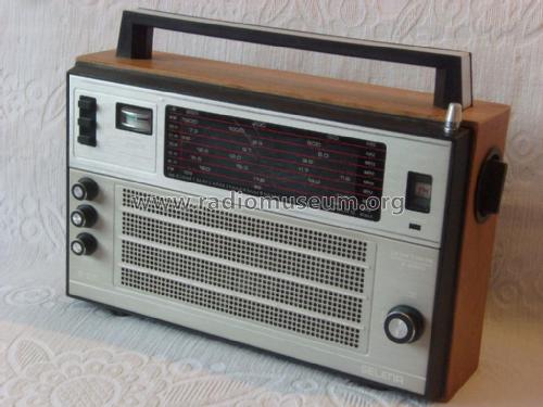 Selena {Селена} B-215 {Б-215}; Minsk Radio Works; (ID = 2220970) Radio