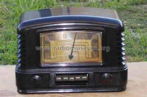 14BR-525A Order= P462 A 525 ; Montgomery Ward & Co (ID = 1876793) Radio