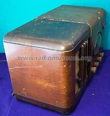 Airline 62-317 Ch= Belmont 787 Series A; Montgomery Ward & Co (ID = 563103) Radio
