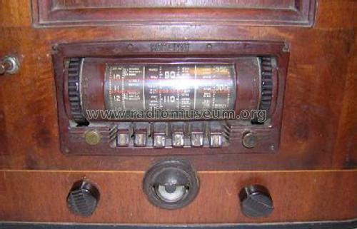 93BR-715B Series A; Montgomery Ward & Co (ID = 329624) Radio