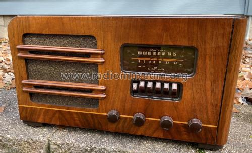 93BR-720A Series A; Montgomery Ward & Co (ID = 2954209) Radio