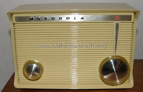A8S Ch= HS-744; Motorola Inc. ex (ID = 1181885) Radio