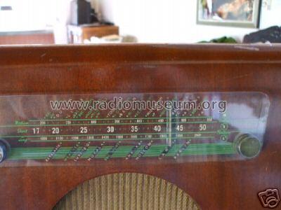 A124; Murphy Radio Ltd.; (ID = 322682) Radio