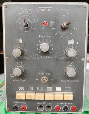 Fernseh Signal Generator FSG957; Nordmende, (ID = 2915523) Equipment