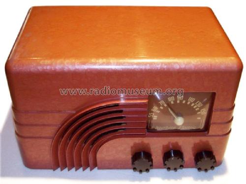 Baby Champ 5110 Deluxe ch= 5110 M; Northern Electric Co (ID = 799873) Radio