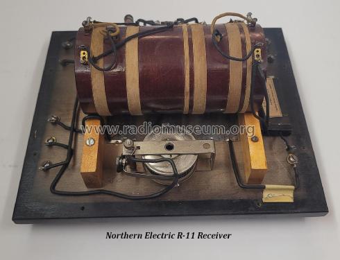 Regenerative Receiver R-11; Northern Electric Co (ID = 2620501) Radio