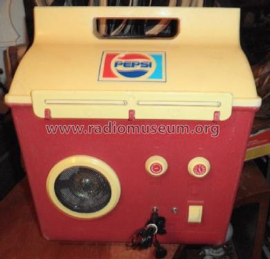 Junior Collection - Cooler Radio ; Pepsi Cola Company, (ID = 1715335) Radio