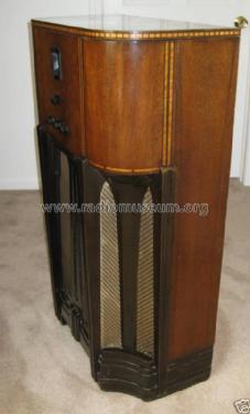 200X Gothic ; Philco, Philadelphia (ID = 870268) Radio