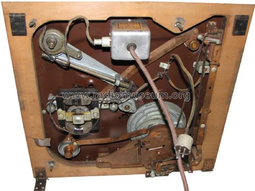 41-629P Radio-Phonograph; Philco, Philadelphia (ID = 2283607) Radio