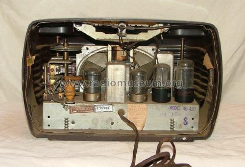 46-420 Code 121; Philco, Philadelphia (ID = 1847922) Radio