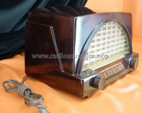 51-532 ; Philco, Philadelphia (ID = 1547608) Radio