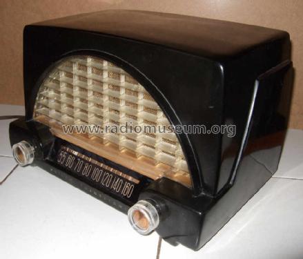 51-532 ; Philco, Philadelphia (ID = 754633) Radio