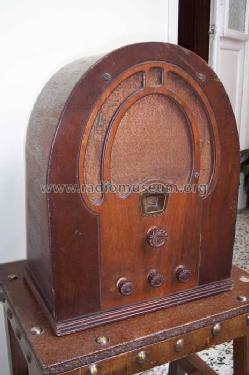 60B ; Philco, Philadelphia (ID = 244272) Radio