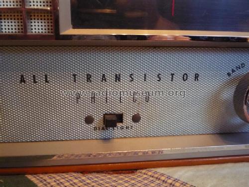 Trans-World Portable T-9 Code 126; Philco, Philadelphia (ID = 1609886) Radio