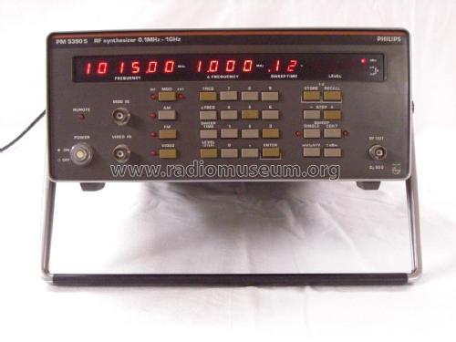 RF Synthesizer 0,1 MHz -1 GHz PM 5390 S; Philips Radios - (ID = 2078155) Equipment