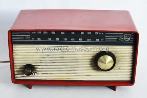 B0SA55U; Philips Chilena S.A. (ID = 1197969) Radio