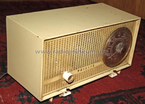 B1x02A /69; Philips Radios - (ID = 2138924) Radio