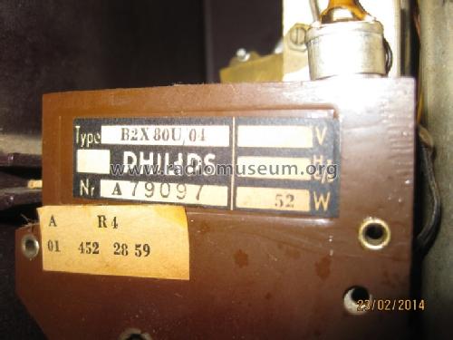 B2X80U /04; Philips; Eindhoven (ID = 1615732) Radio