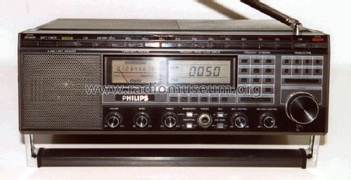 D2999 /00; Philips Hong Kong (ID = 630881) Radio