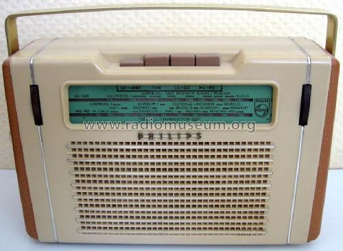 Evette 380 L3X80T /90; Philips Belgium (ID = 828759) Radio