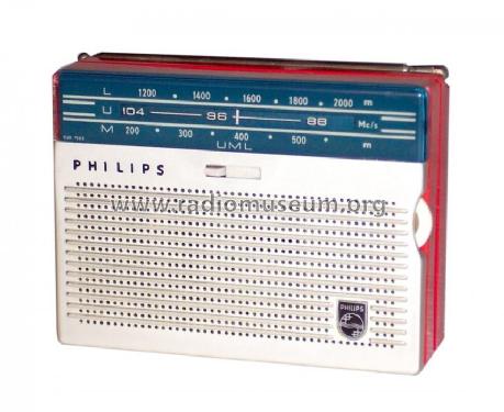 Nanette L1W22T /02G /02L /02X /62G /62L /62X /71G /71L /71X /82; Philips; Eindhoven (ID = 64885) Radio