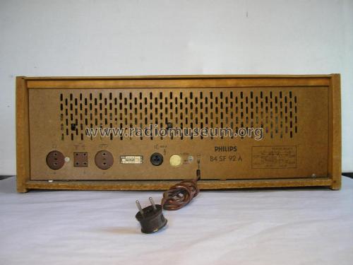 B4SF92A; Philips Finland - (ID = 1952540) Radio