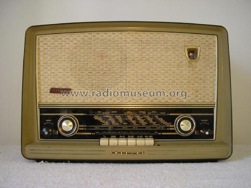 Novosonic B4SF72A; Philips Finland - (ID = 1953097) Radio