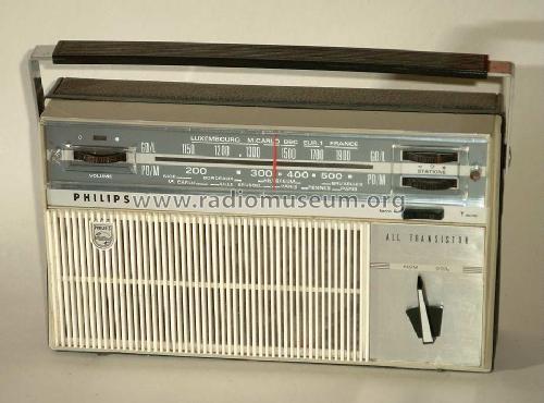 L3F50T /00; Philips France; (ID = 544641) Radio