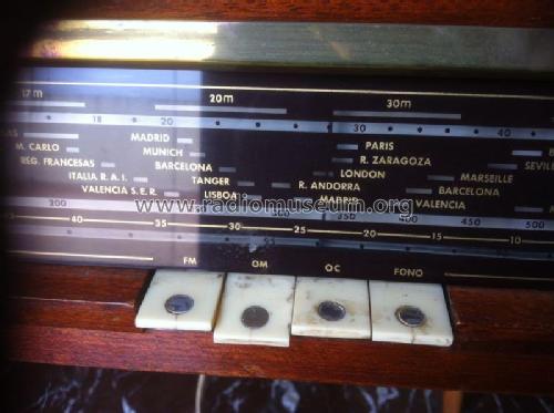 F7E35A; Philips Ibérica, (ID = 1978552) Radio