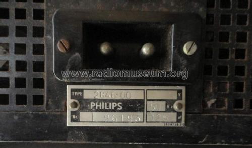 2846 -00; Philips Belgium (ID = 1634358) R-Player