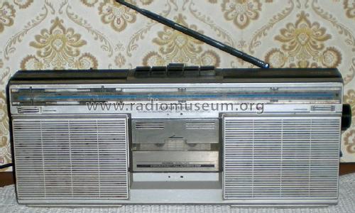 Stereo-Hit D8110 /00; Philips - Österreich (ID = 1703739) Radio