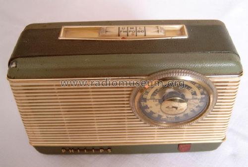 Holiday L3W11T /30F; Philips - Österreich (ID = 102733) Radio